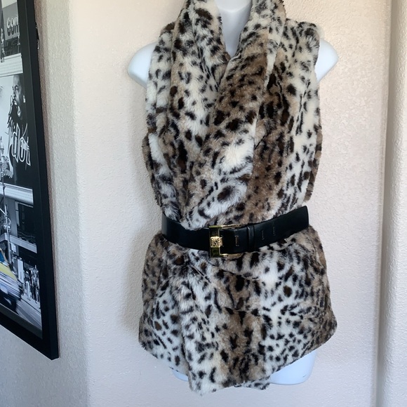 BB DAKOTA soft plush faux fur leopard vest, pockets, shawl collar XS EUC - Picture 3 of 17